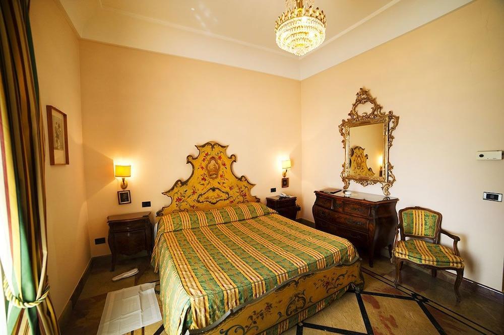 פורמיה Grande Albergo Miramare מראה חיצוני תמונה