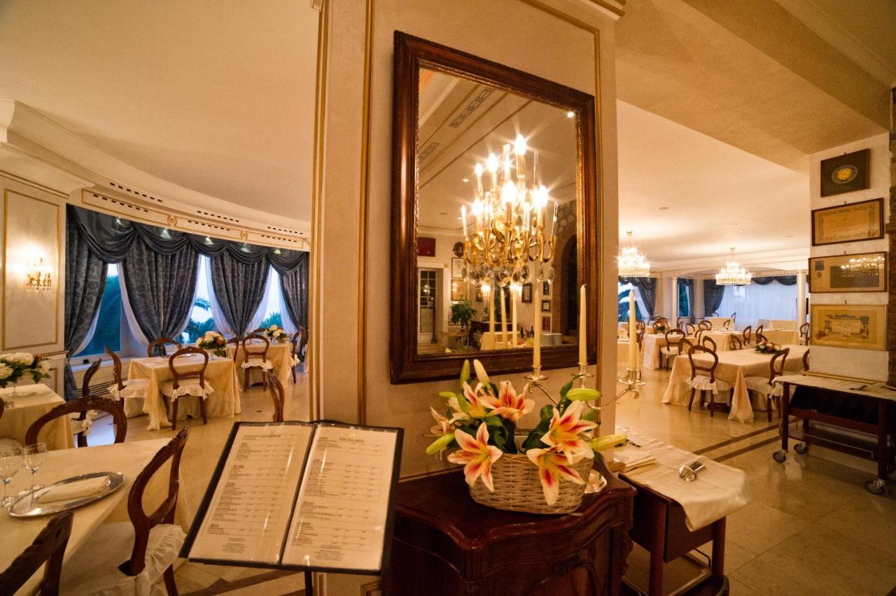 פורמיה Grande Albergo Miramare מראה חיצוני תמונה