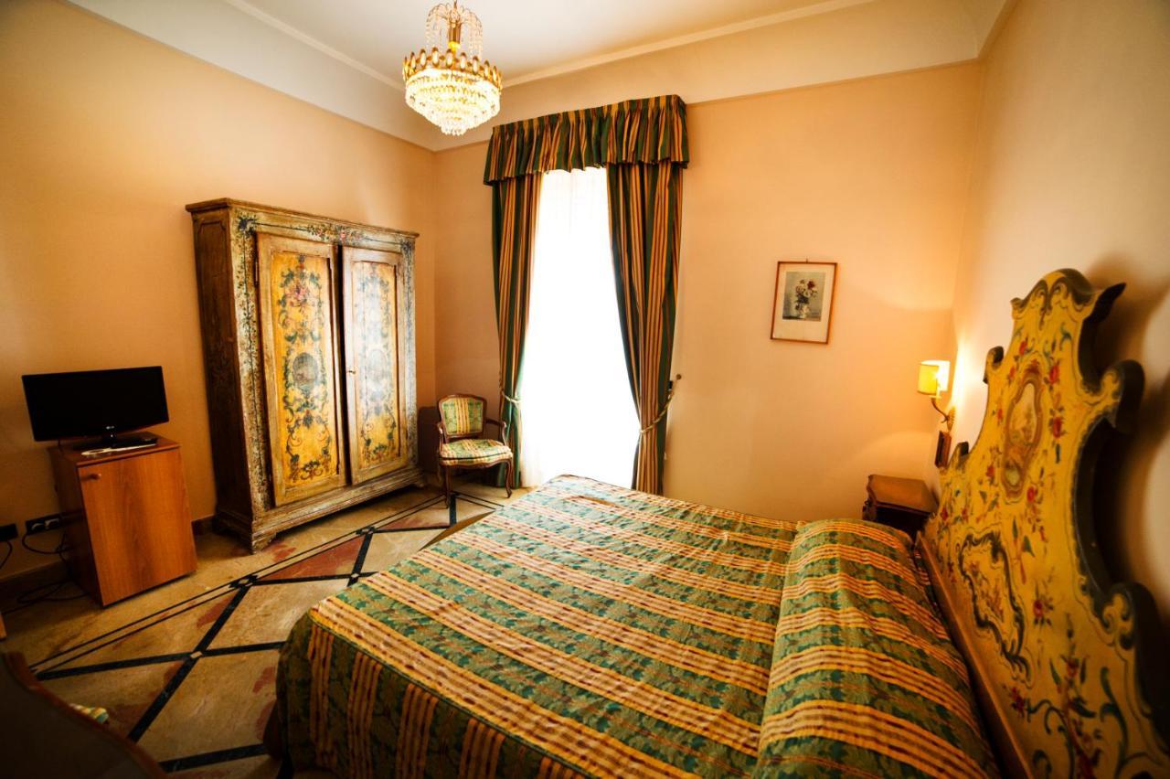 פורמיה Grande Albergo Miramare מראה חיצוני תמונה